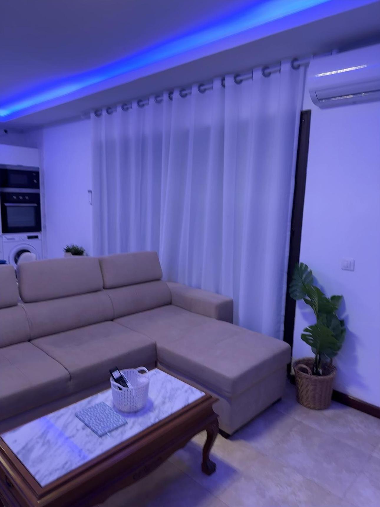 Johnny Appartement *